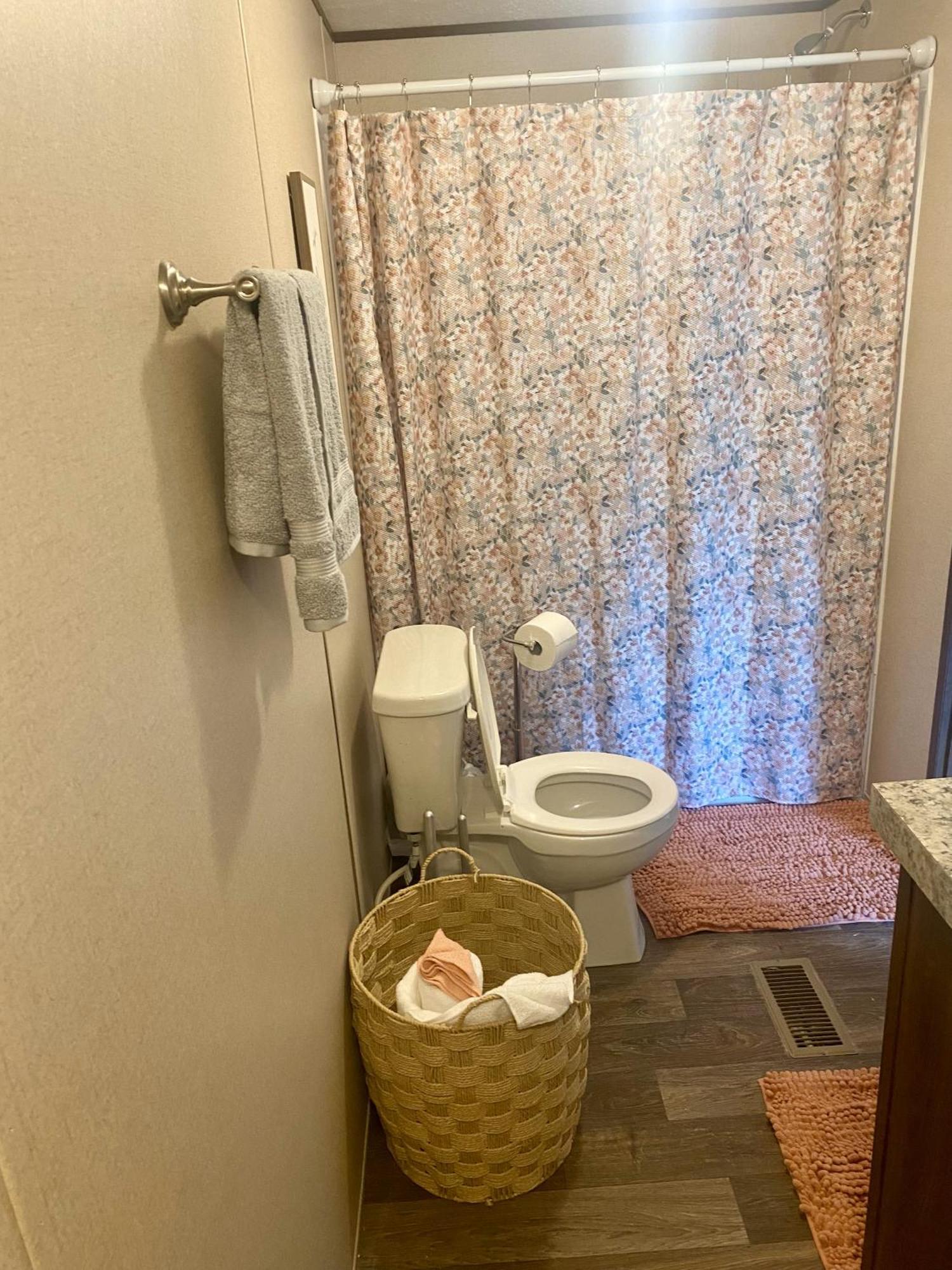 バストロップ Private Cozy Hideaway With Deck Escape Austin 35Miヴィラ エクステリア 写真